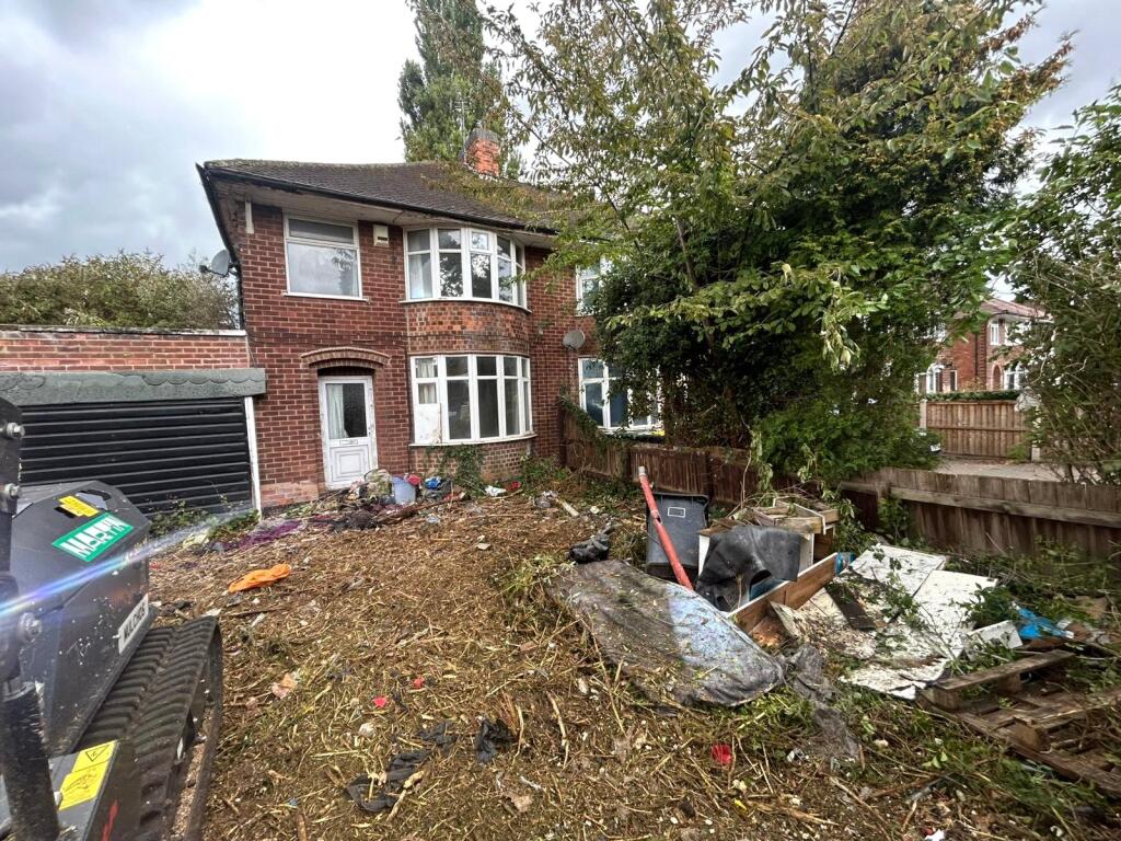 Main image of property: Queens Road East, Beeston, Nottingham, Nottinghamshire, NG9