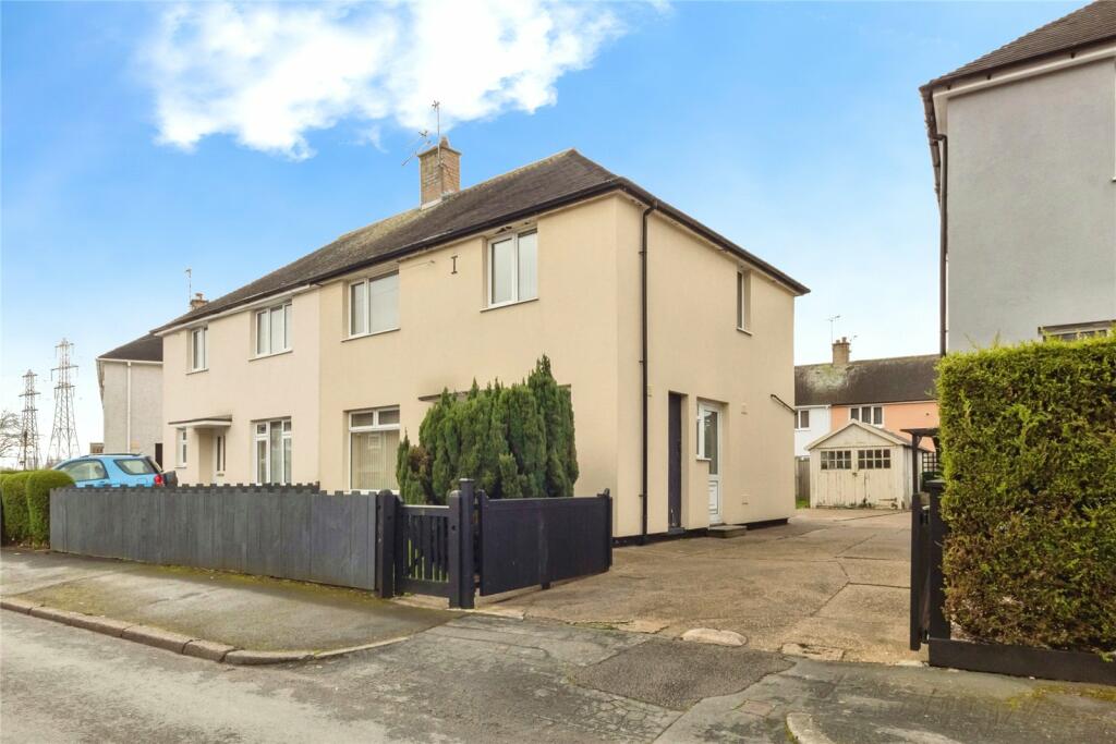3 bedroom semidetached house for sale in Bainton Grove, Nottingham