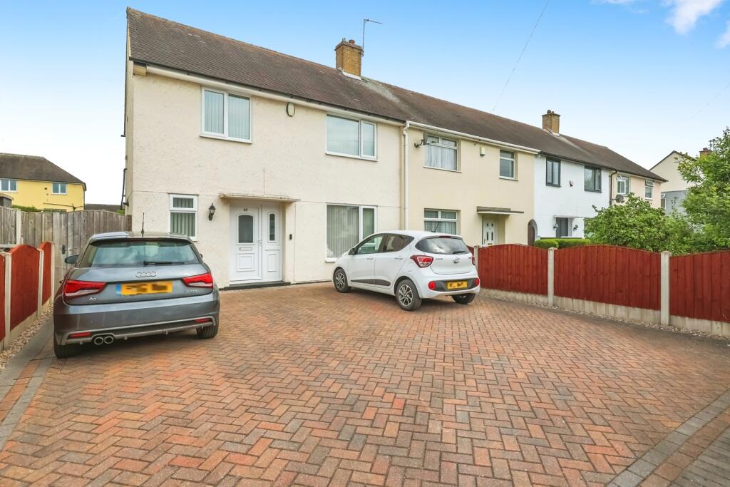 Main image of property: Wrenthorpe Vale, Clifton, Nottingham, NG11