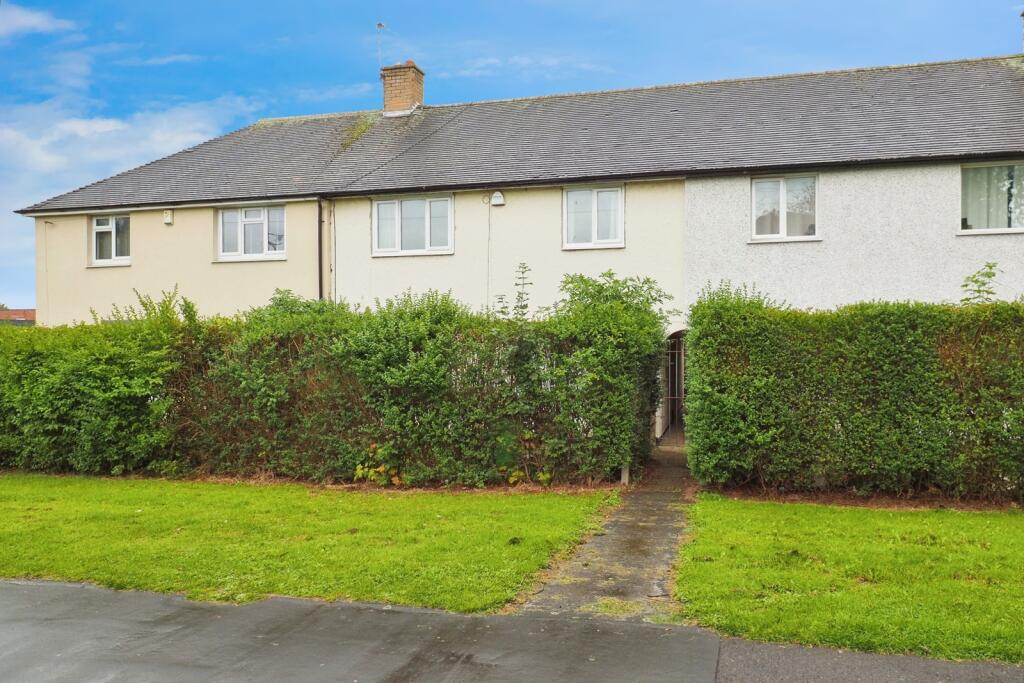 Main image of property: Wrenthorpe Vale, Clifton, Nottingham, NG11