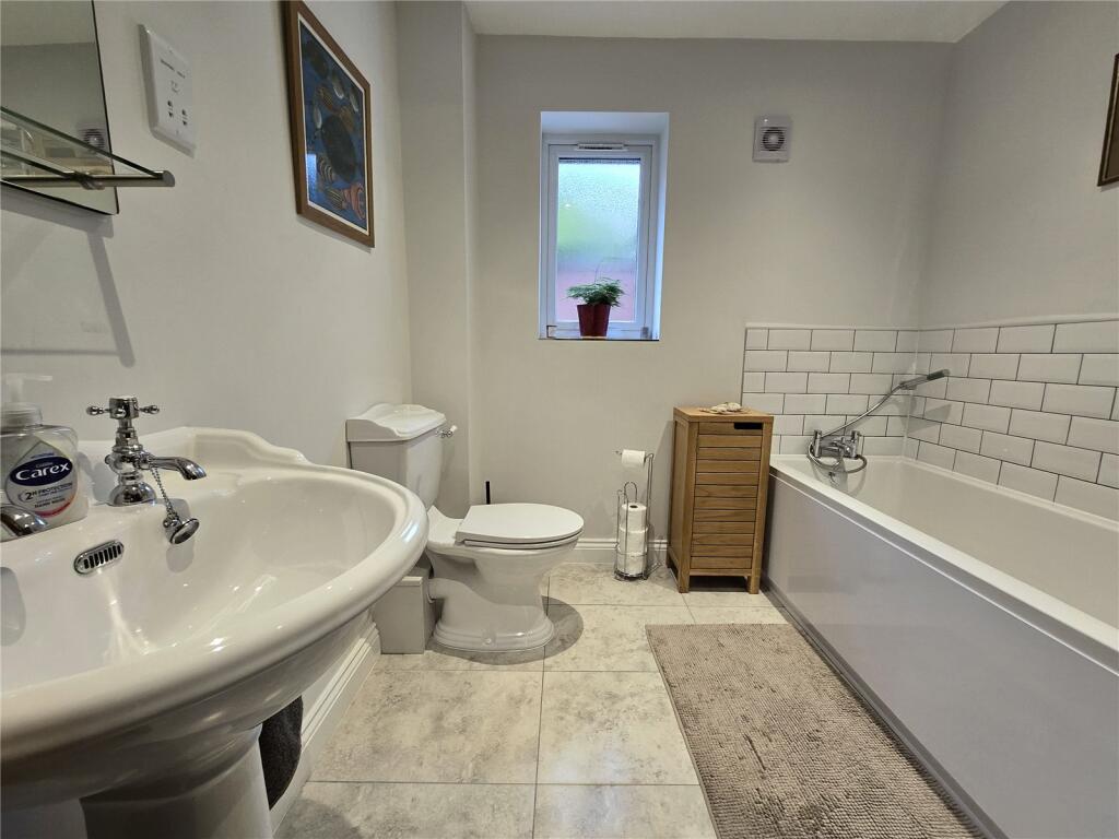 Additional property image - Moorcroft Road, Birmingham, West Midlands, B13