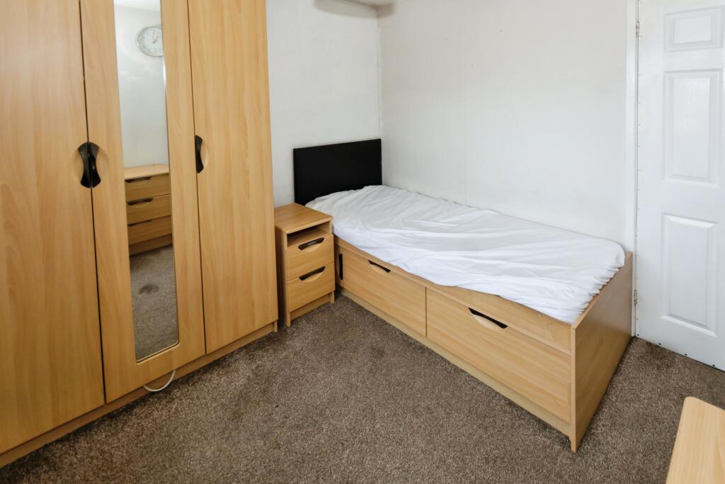 Additional property image - Oakwood Road, BIRMINGHAM, West Midlands, B11