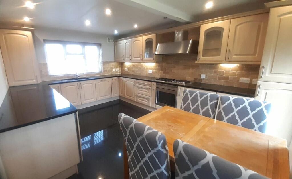 Additional property image - Oakwood Road, BIRMINGHAM, West Midlands, B11