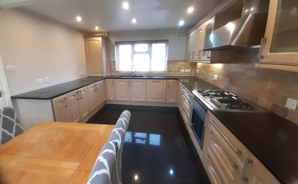 Additional property image - Oakwood Road, BIRMINGHAM, West Midlands, B11