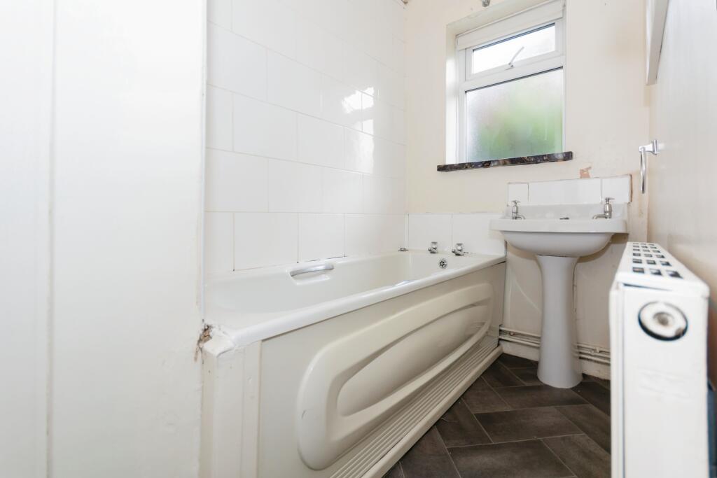 Additional property image - Carpenter Road, Edgbaston, Birmingham, West Midlands, B15