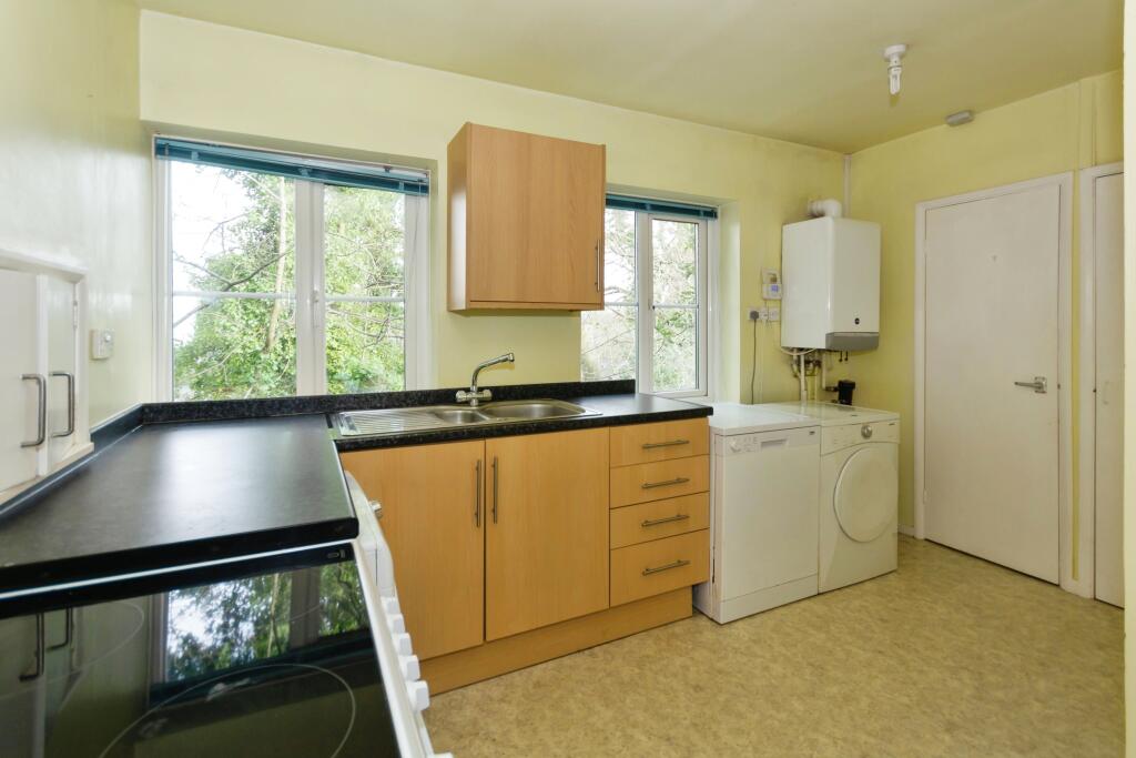 Additional property image - Carpenter Road, Edgbaston, Birmingham, West Midlands, B15