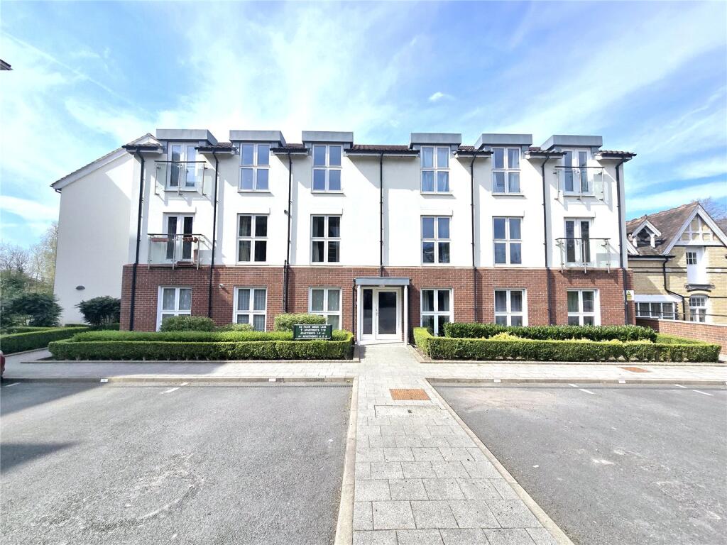 Main image of property: Moor Green Lane, Birmingham, West Midlands, B13