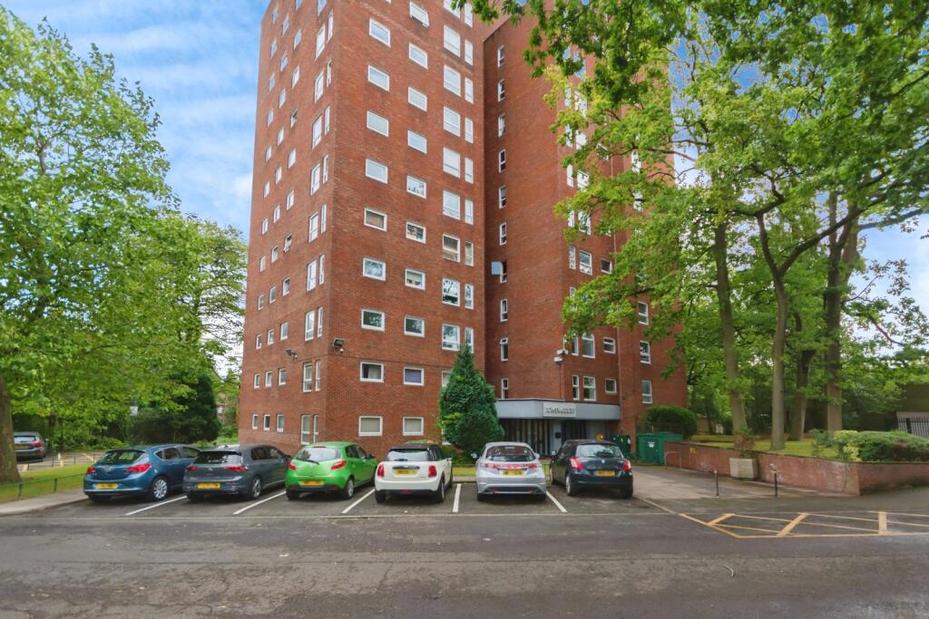 Main image of property: Bowen Court, Wake Green Park, Birmingham, West Midlands, B13