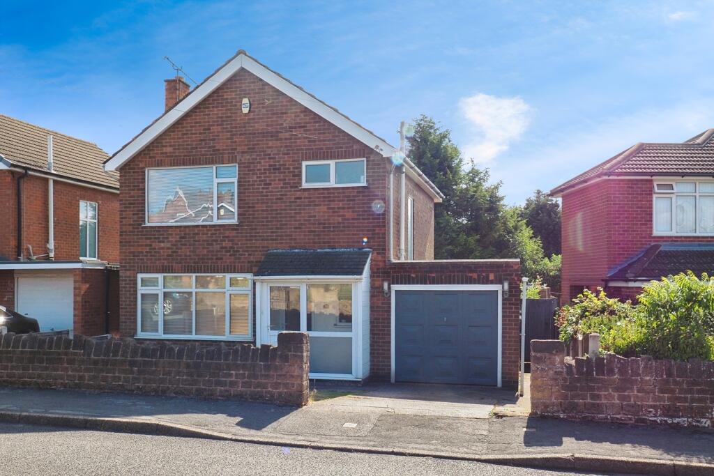 Main image of property: Bamkin Close, Hucknall, Nottingham, Nottinghamshire, NG15