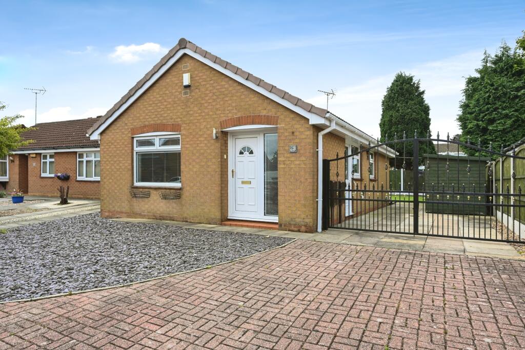 Main image of property: Lytham Road, Kirkby-in-Ashfield, Nottingham, Nottinghamshire, NG17