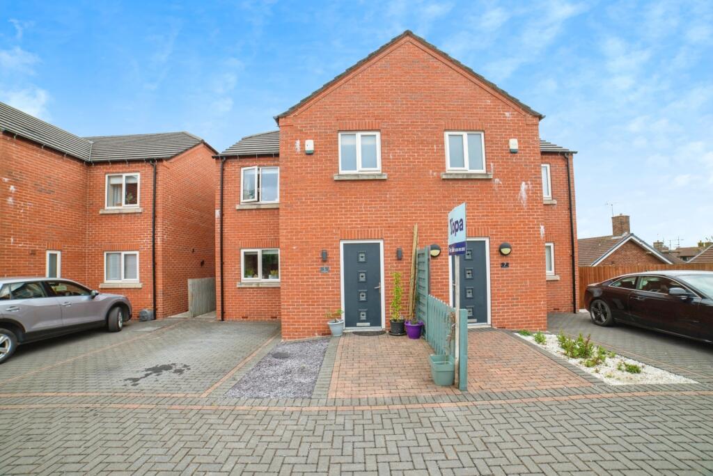 Main image of property: Town Crescent, Pinxton, Nottingham, Derbyshire, NG16