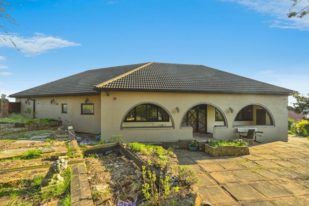 Main image of property: Church Hill, Kirkby-in-Ashfield, Nottingham, Nottinghamshire, NG17
