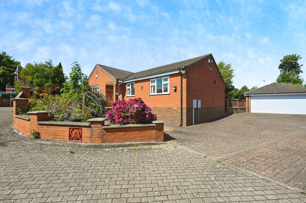 Main image of property: Nottingham Road, Selston, Nottingham, Nottinghamshire, NG16