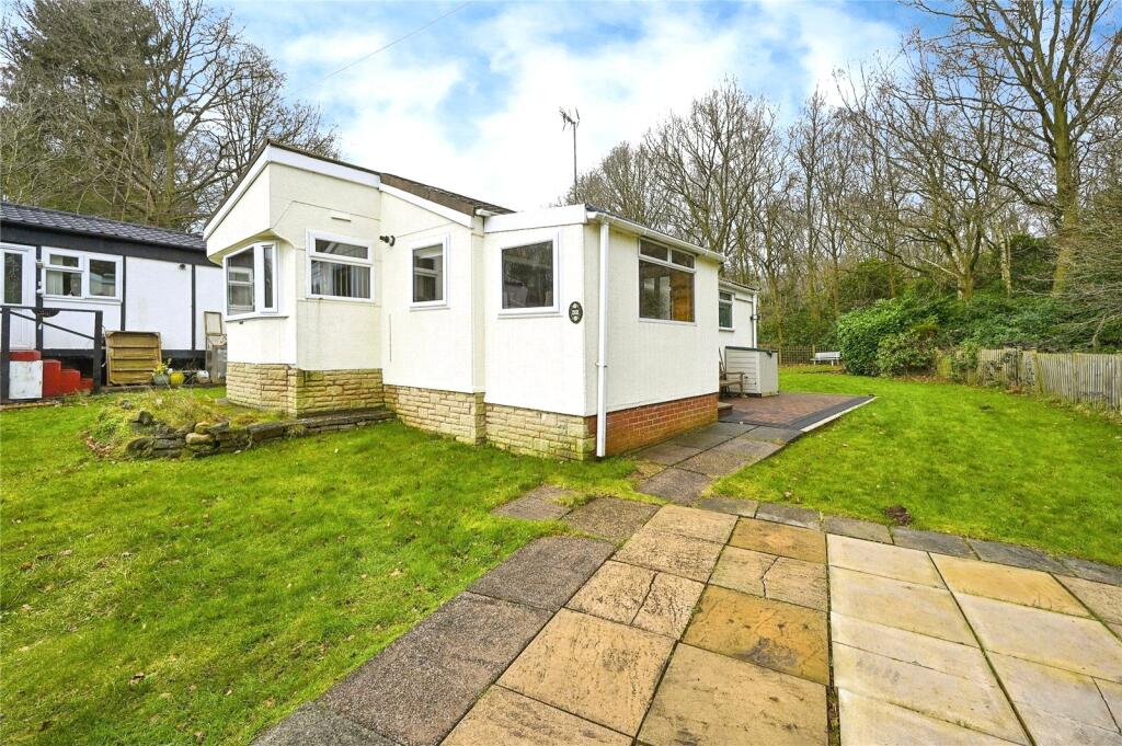 Main image of property: Southwell Road East, Rainworth, Mansfield, Nottinghamshire, NG21