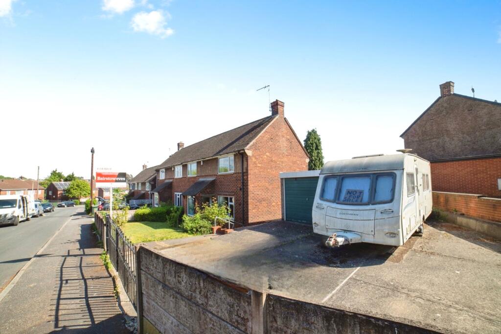Main image of property: Bonington Road, Mansfield, Nottinghamshire, NG19