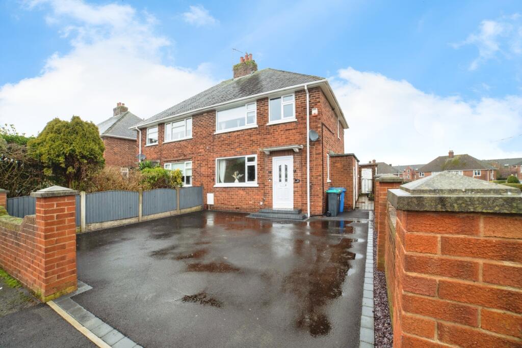 Main image of property: Stanton Place, MANSFIELD, Nottinghamshire, NG18