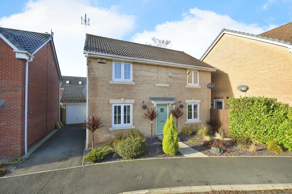 Main image of property: Mellors Road, Edwinstowe, Mansfield, Nottinghamshire, NG21