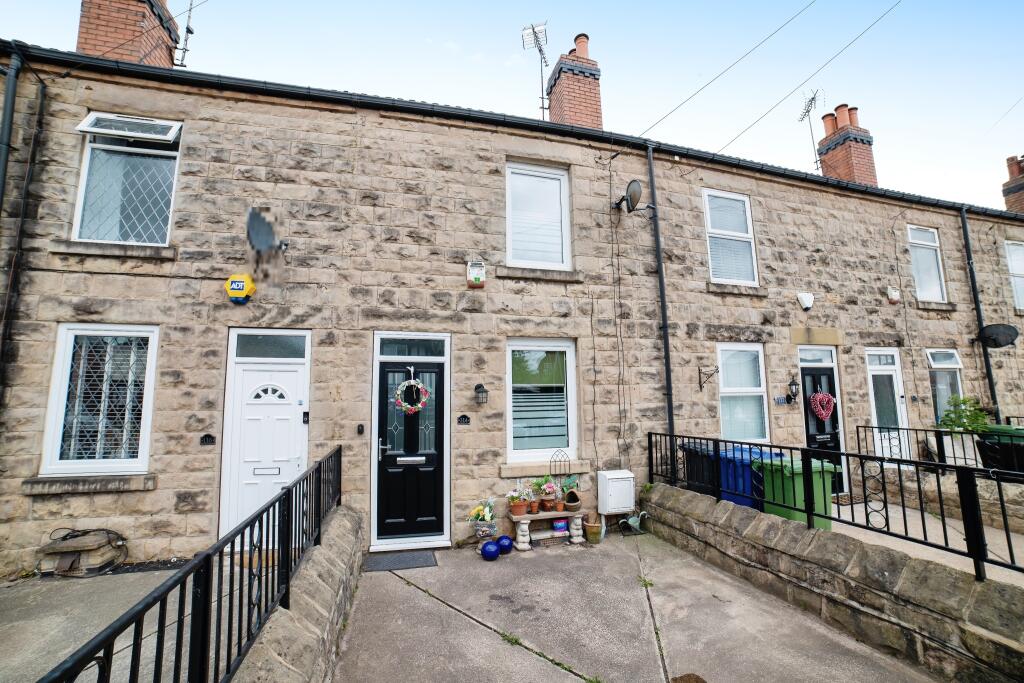 Main image of property: Vale Road, Mansfield Woodhouse, Mansfield, Nottinghamshire, NG19