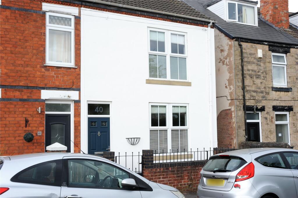 Main image of property: Park Avenue, Mansfield Woodhouse, Mansfield, Nottinghamshire, NG19