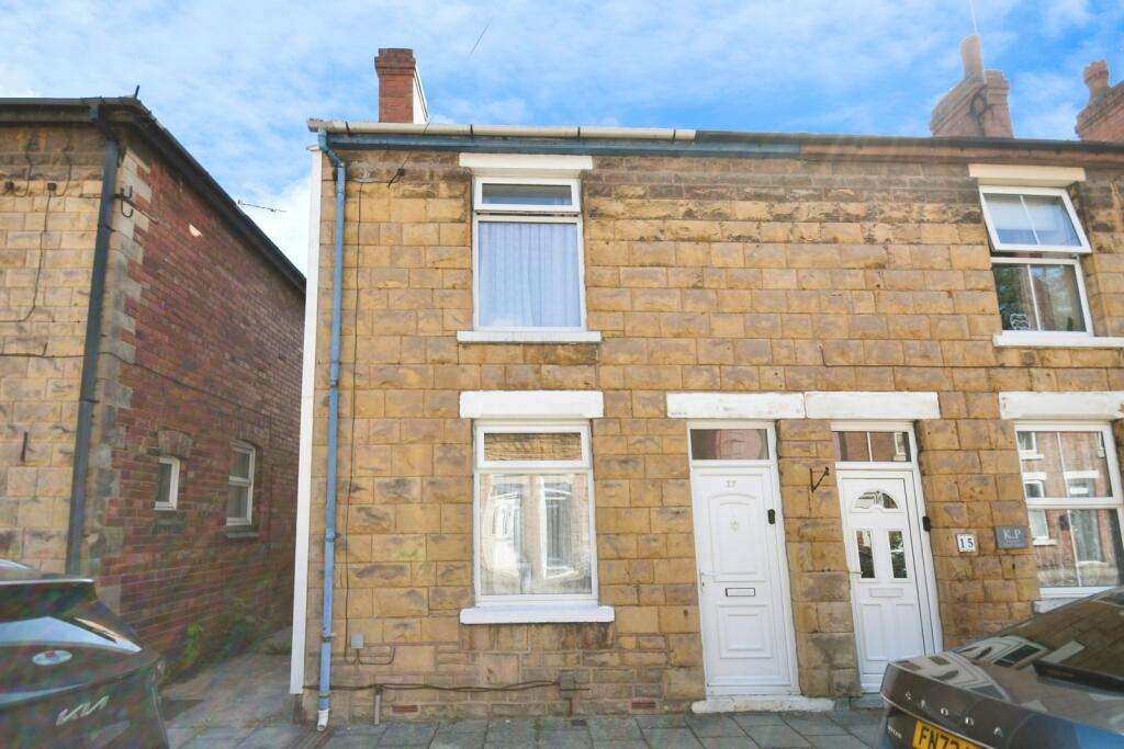 Main image of property: Poplar Street, Mansfield Woodhouse, Mansfield, Nottinghamshire, NG19