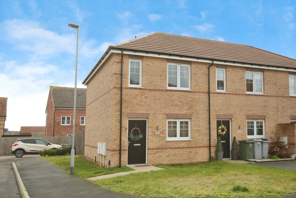 Main image of property: Rosebay Gardens, Clipstone Village, Mansfield, Nottinghamshire, NG21