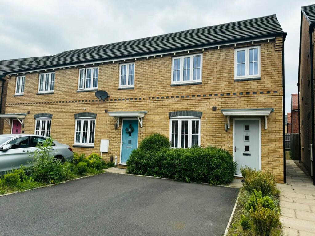 3 bedroom house for sale in Meridian Close, Nottingham, NG8
