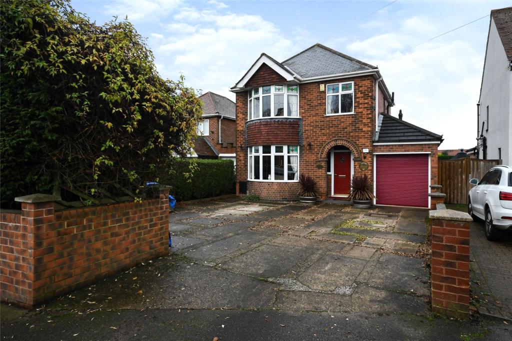 3 bedroom detached house for sale in Beck Lane, SuttoninAshfield