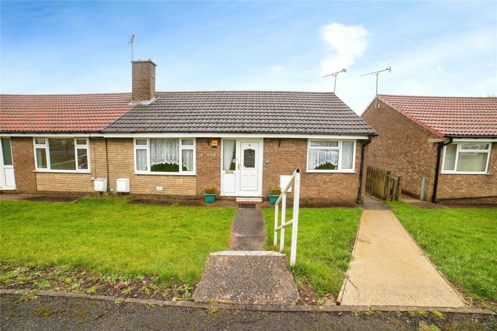 2 bedroom bungalow for sale in Meadow Close, Tibshelf, Alfreton