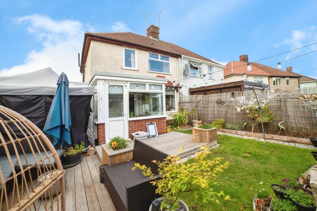 Main image of property: Station Road, Sutton-in-Ashfield, Nottinghamshire, NG17