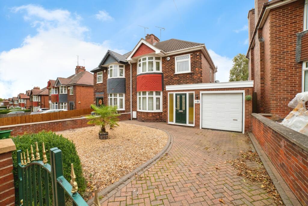 Main image of property: Kirkby Folly Road, Sutton-in-Ashfield, Nottinghamshire, NG17