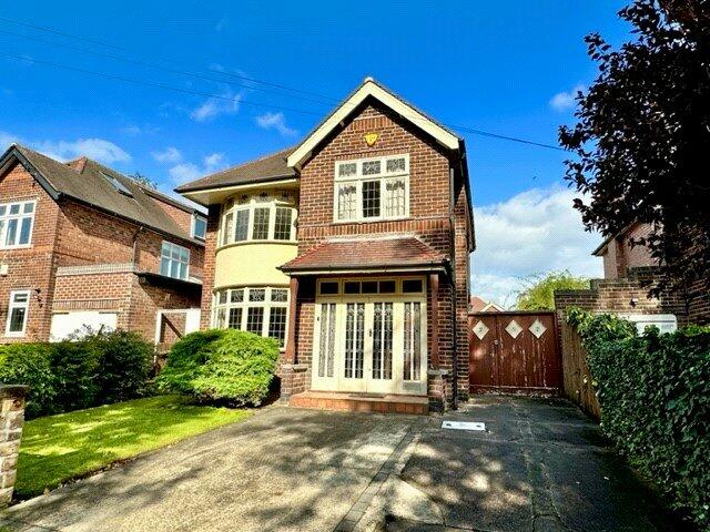 3 bedroom detached house for sale in Wollaton Road, Nottingham, NG8