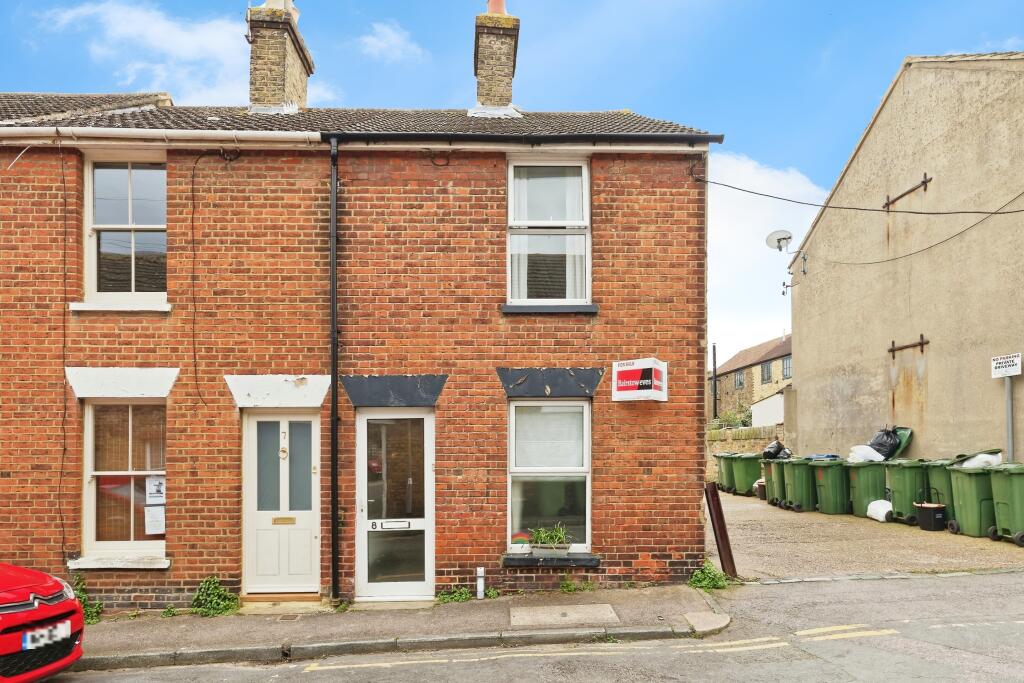 2 bedroom end of terrace house for sale in Union Street, Faversham, Kent, ., ME13