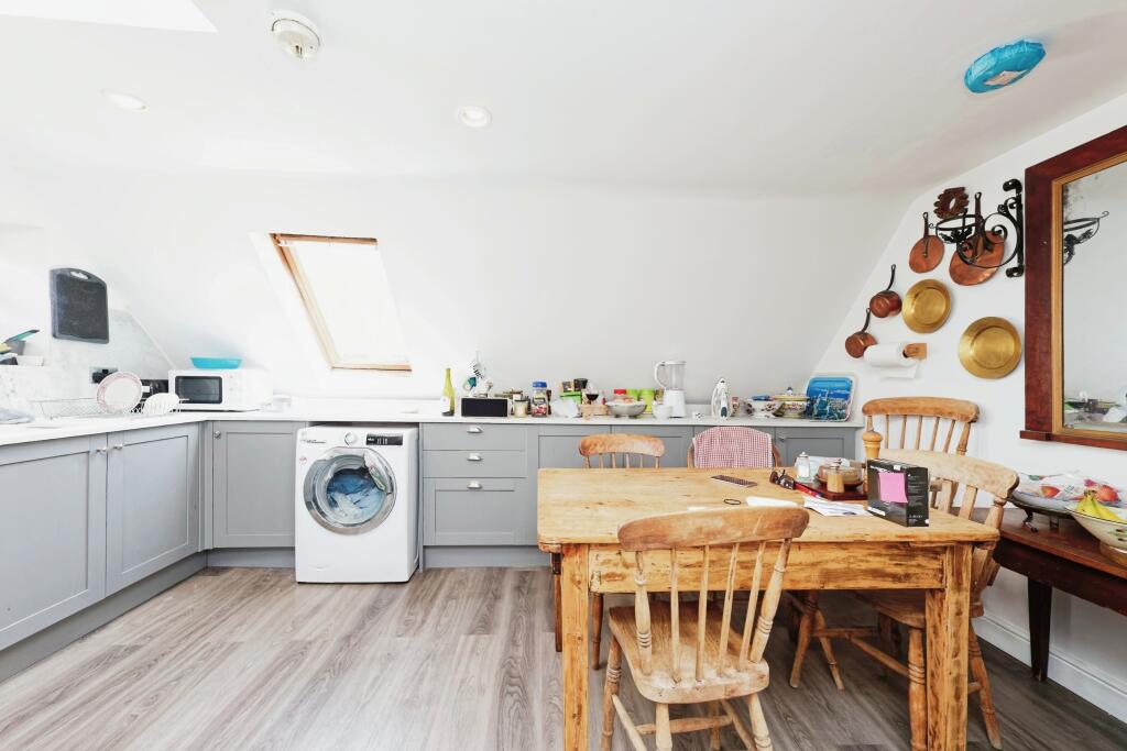 Additional property image - Staines Hill, Sturry, Canterbury, Kent, CT2