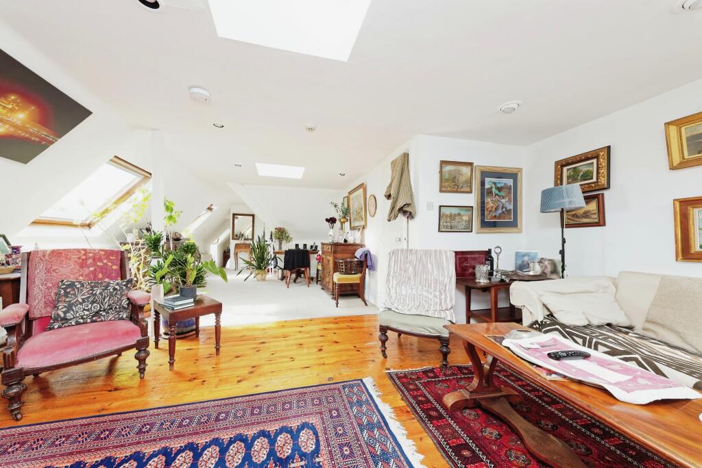 Additional property image - Staines Hill, Sturry, Canterbury, Kent, CT2