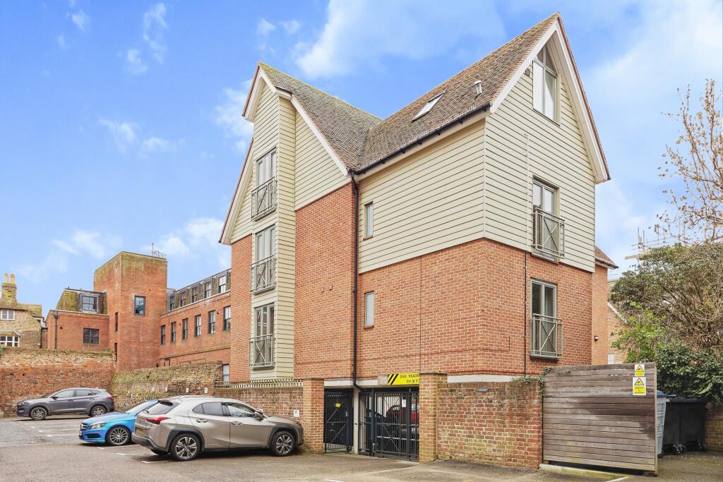 Additional property image - Emperor Court, 10 Adelaide Place, Canterbury, CT1
