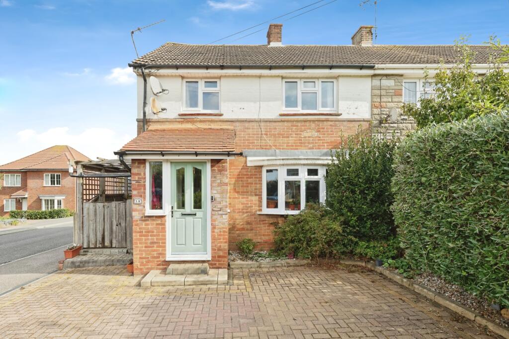 3 bedroom semi-detached house