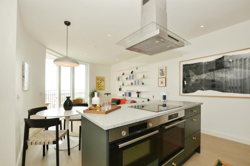 Additional property image - Shoreline Crescent, Folkestone, Kent, CT20