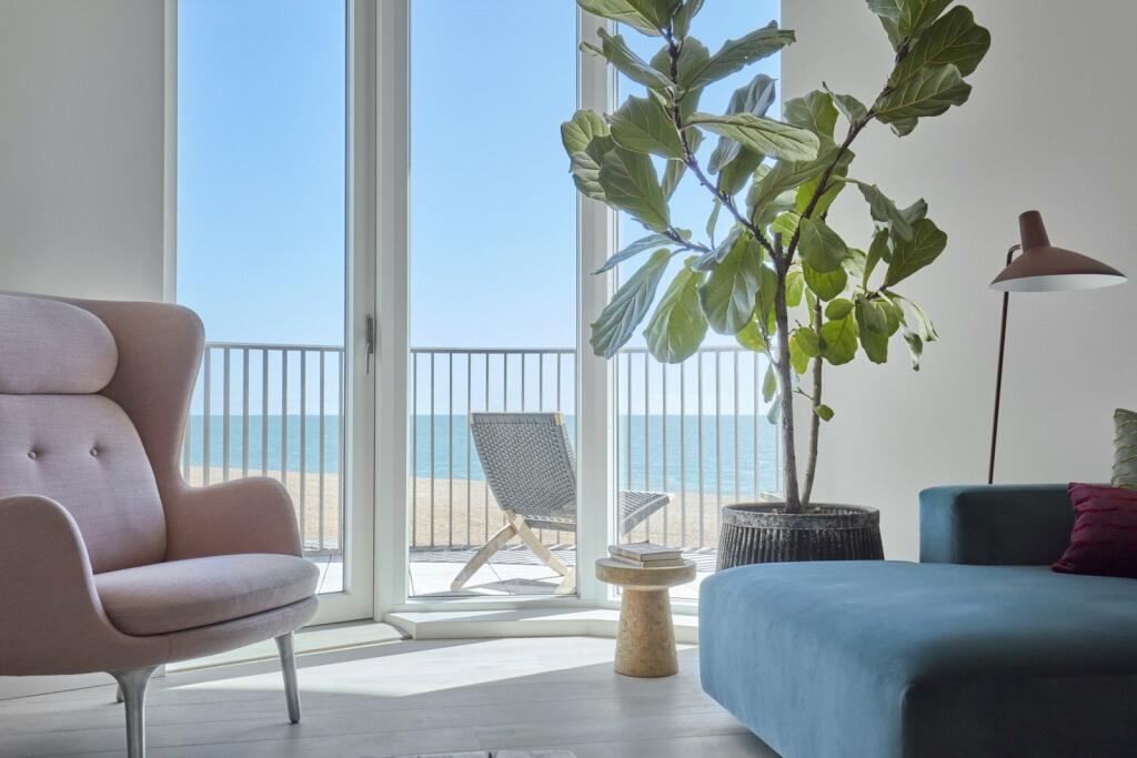 Additional property image - Shoreline Crescent, Folkestone, Kent, CT20