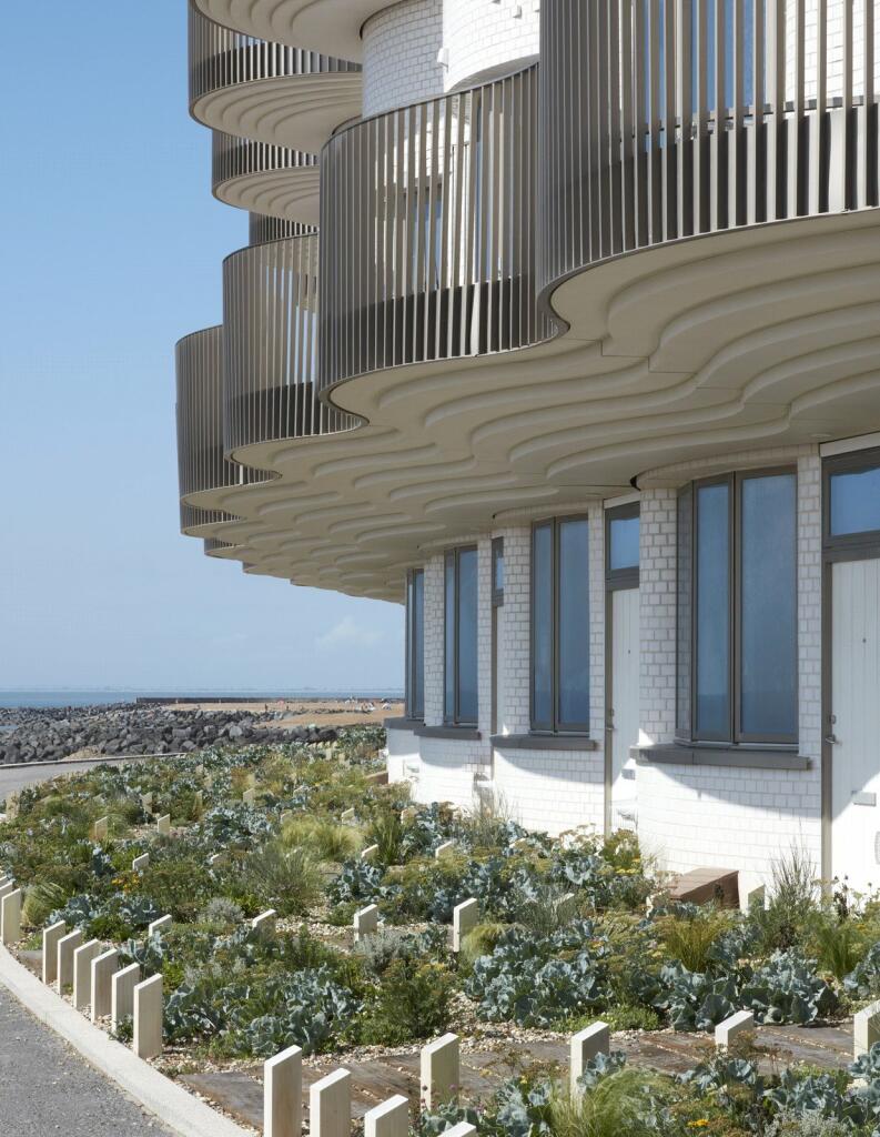 Additional property image - Shoreline Crescent, Folkestone, Kent, CT20