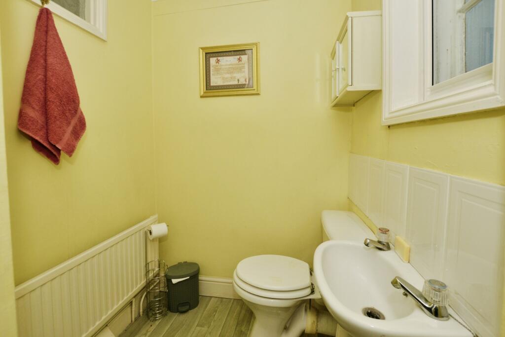 Additional property image - Sandgate High Street, Sandgate, Folkestone, Kent, CT20