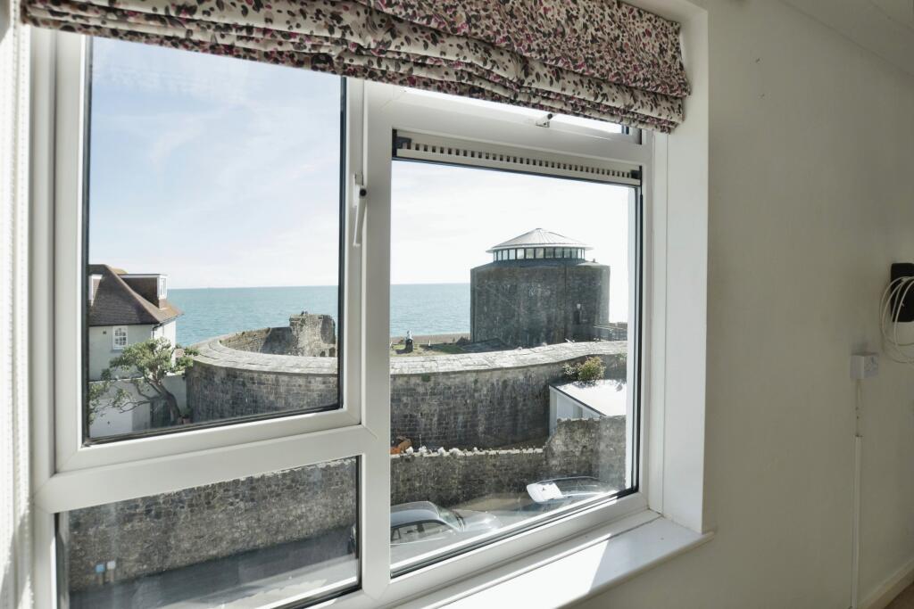 Additional property image - Sandgate High Street, Sandgate, Folkestone, Kent, CT20