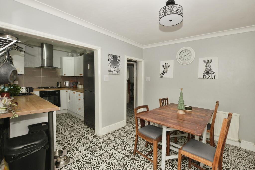 Additional property image - Dolphins Road, Folkestone, CT19