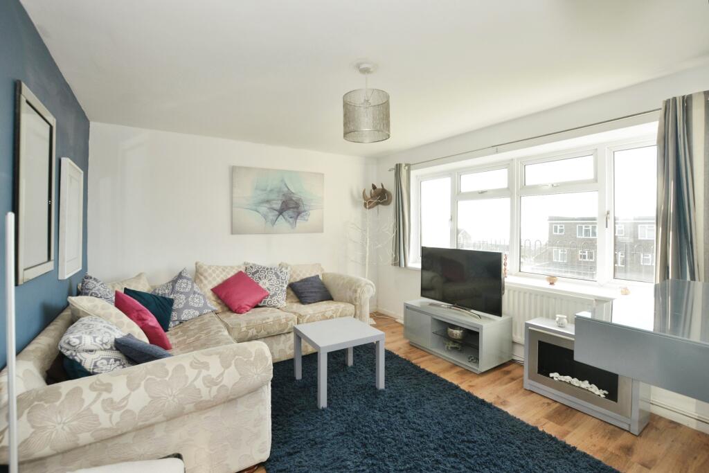 Additional property image - Hollands Avenue, Folkestone, Kent, CT19