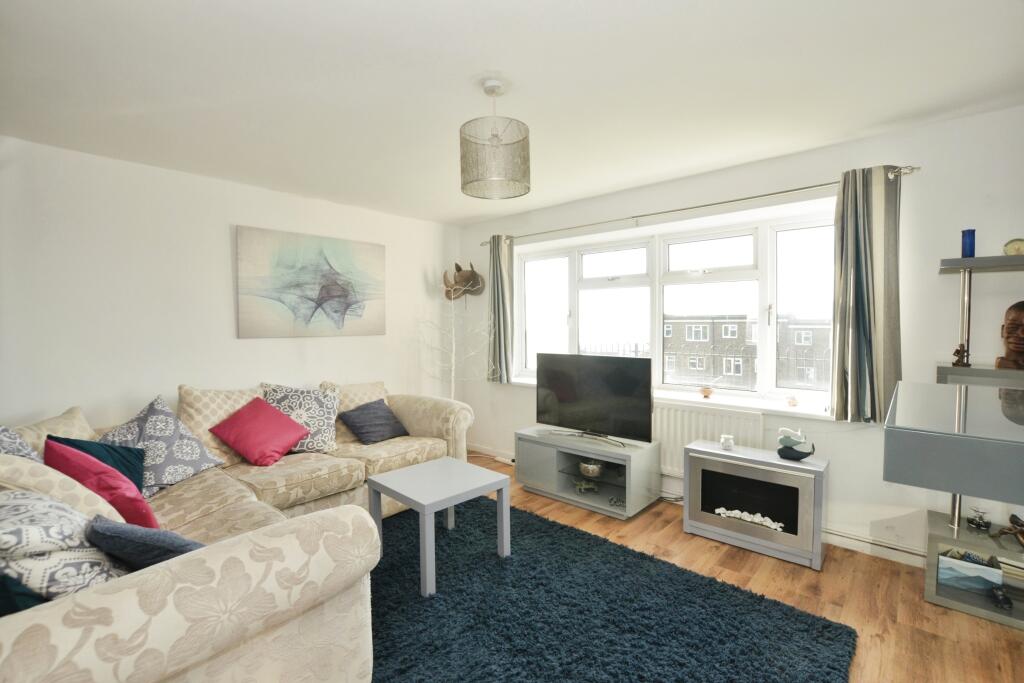 Additional property image - Hollands Avenue, Folkestone, Kent, CT19