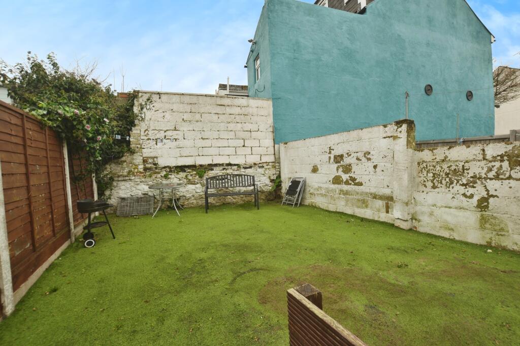 Additional property image - Pavilion Road, Folkestone, Kent, CT19