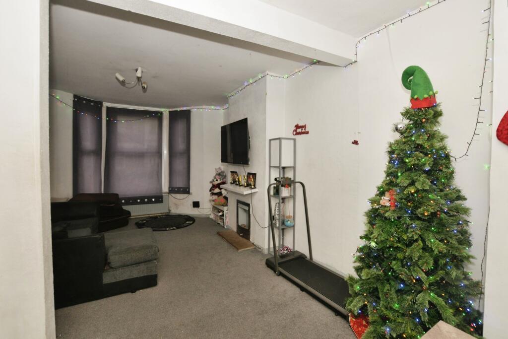 Additional property image - Pavilion Road, Folkestone, Kent, CT19