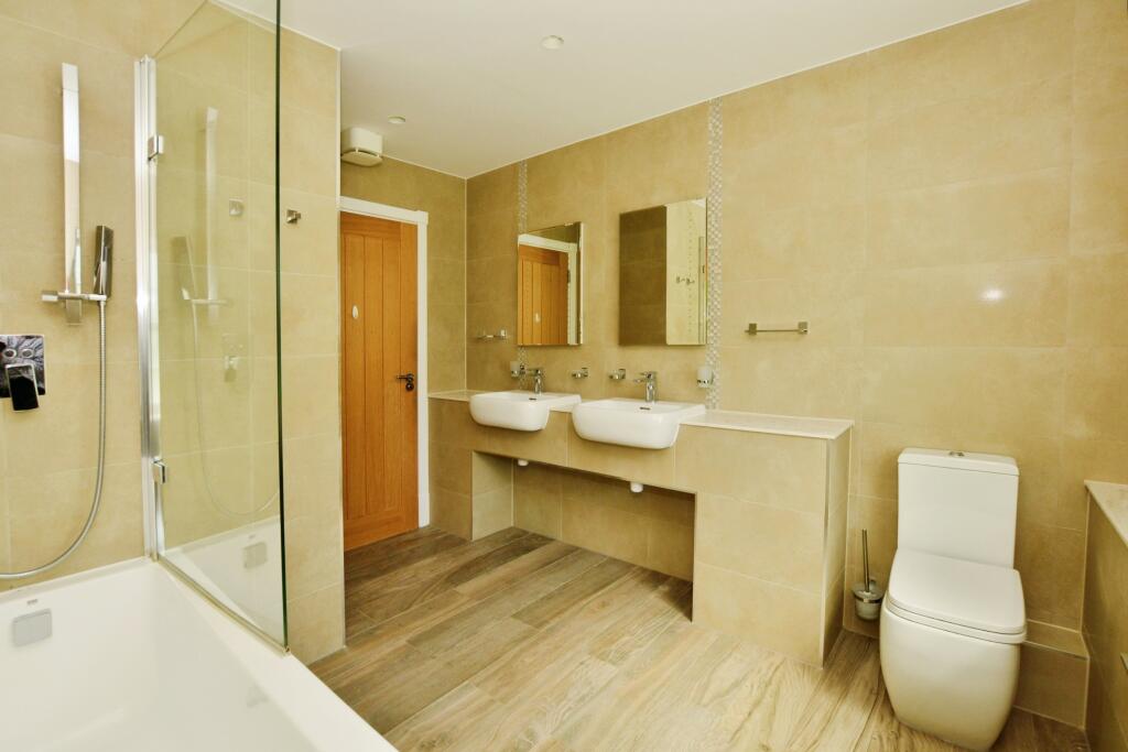 Additional property image - Parkside, Folkestone, Kent, CT19