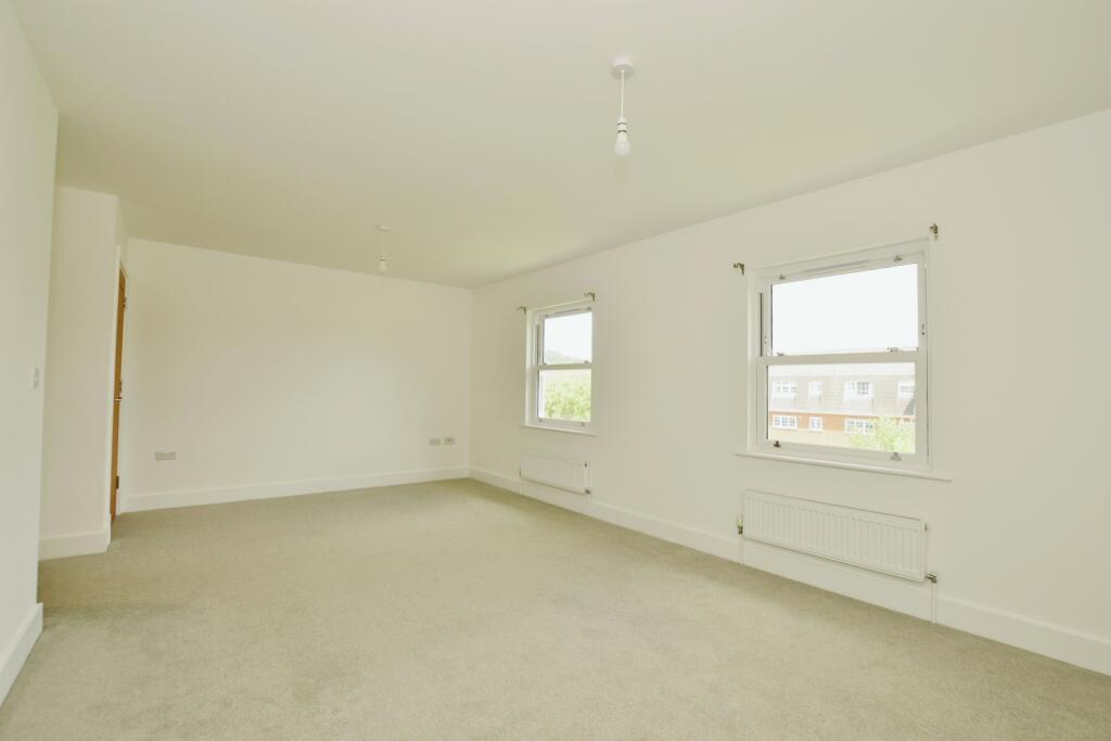 Additional property image - Parkside, Folkestone, Kent, CT19