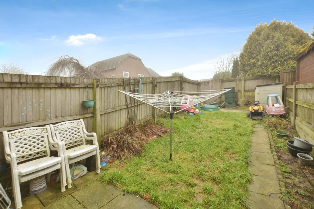 Additional property image - Haskard Close, Hawkinge, Folkestone, Kent, CT18