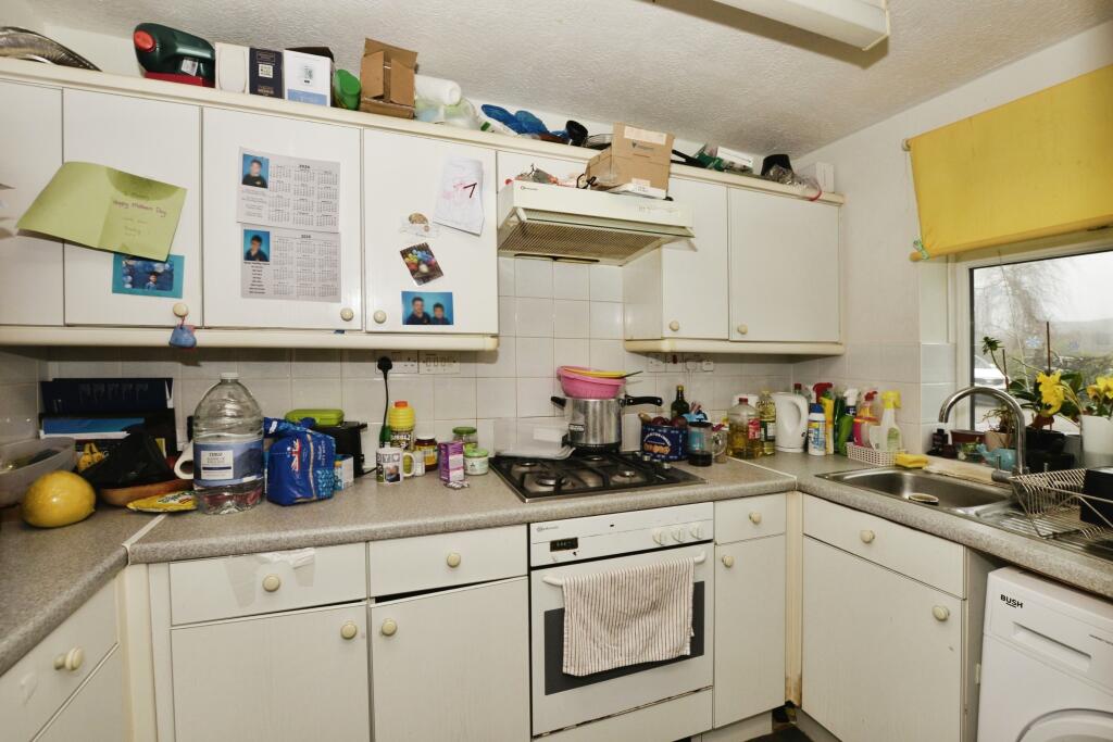 Additional property image - Haskard Close, Hawkinge, Folkestone, Kent, CT18